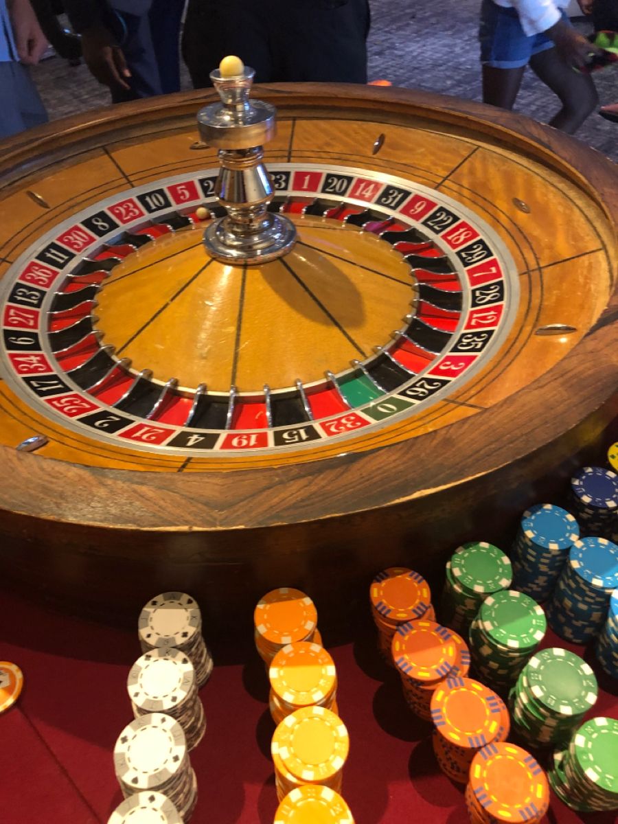 rolex game کھلاڑیوں کے لیے لائیو کیسینو سیکشن